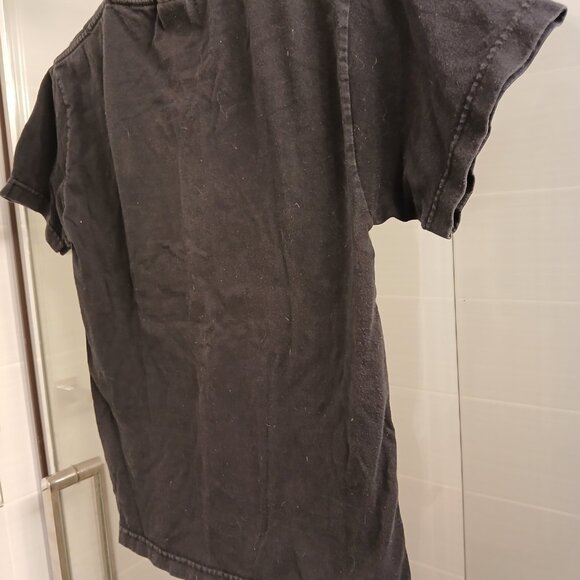 Vintage Nike Black and Red Top with Bold Print - Picture 6 of 7